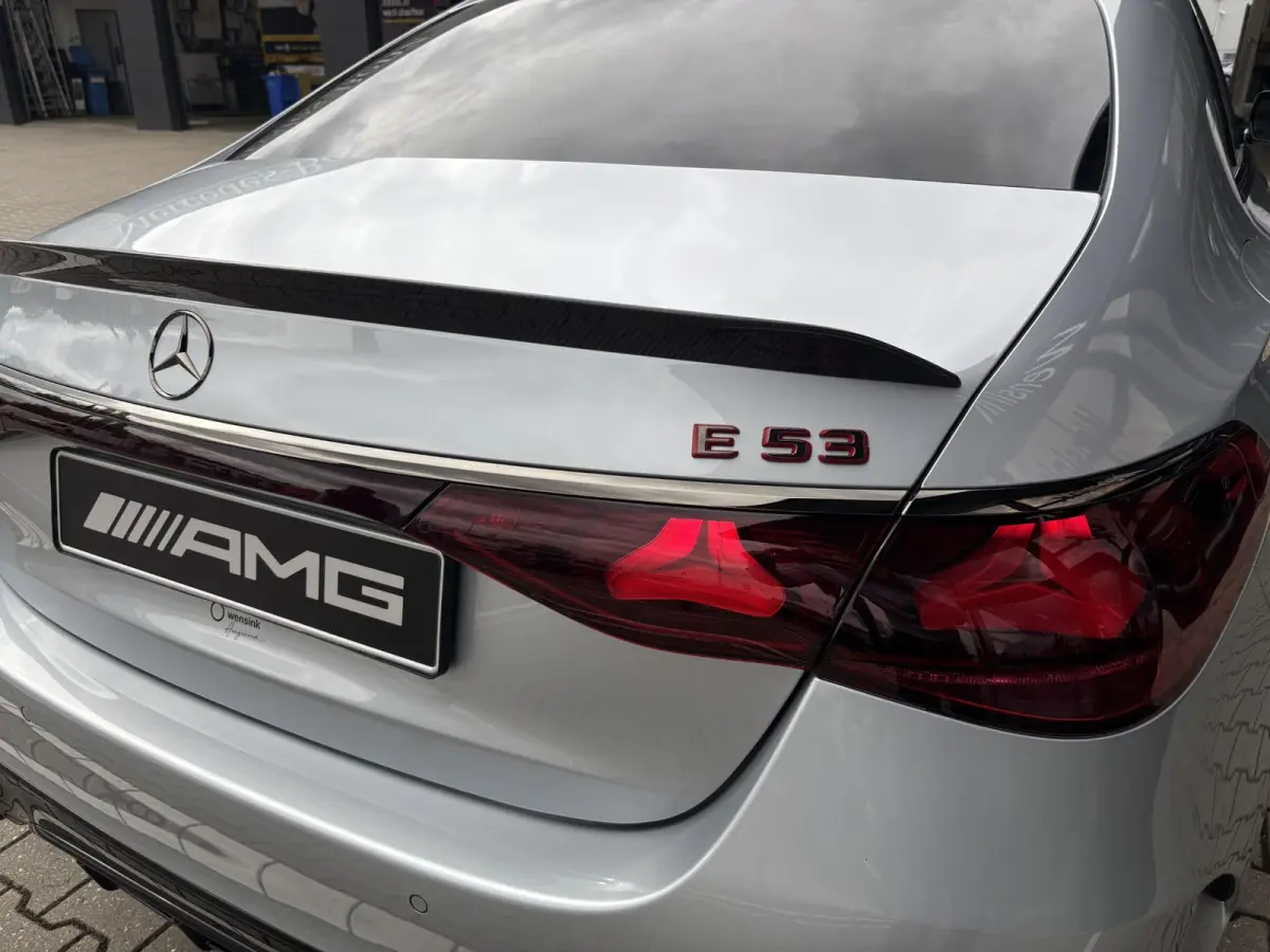 AMG 53 4MATIC+ Night Edition | Hyperscreen | Premium Plus | AMG DYNAMIC PLUS | carbon exterieur | Multicontourstoelen | Burmester® 4D | Head-up | Panoramaschuifdak |
