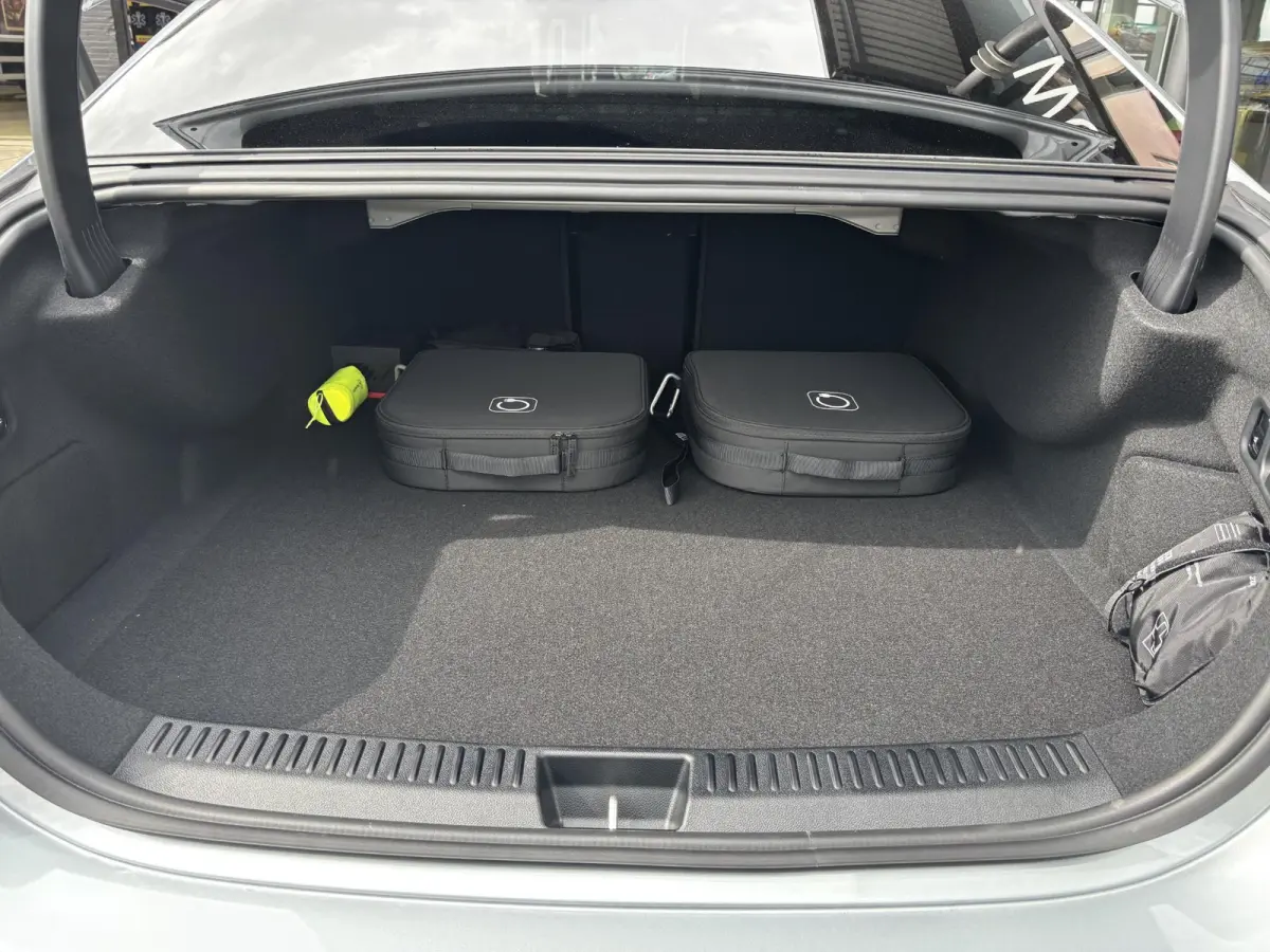AMG 53 4MATIC+ Night Edition | Hyperscreen | Premium Plus | AMG DYNAMIC PLUS | carbon exterieur | Multicontourstoelen | Burmester® 4D | Head-up | Panoramaschuifdak |