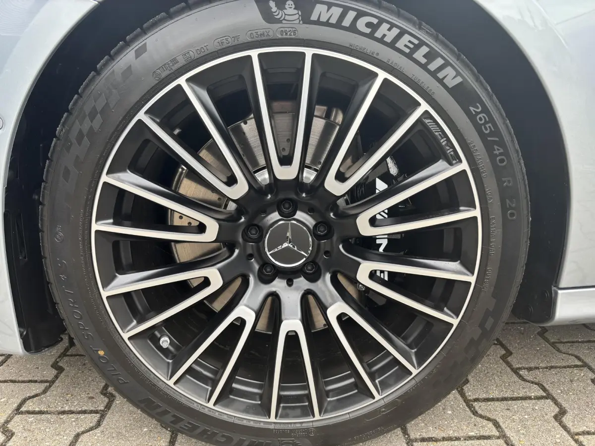 AMG 53 4MATIC+ Night Edition | Hyperscreen | Premium Plus | AMG DYNAMIC PLUS | carbon exterieur | Multicontourstoelen | Burmester® 4D | Head-up | Panoramaschuifdak |