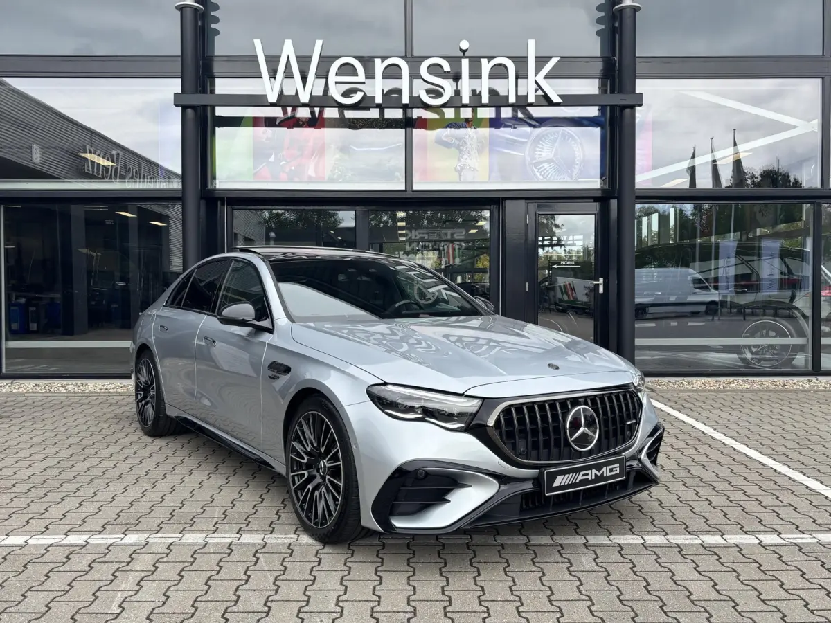 AMG 53 4MATIC+ Night Edition | Hyperscreen | Premium Plus | AMG DYNAMIC PLUS | carbon exterieur | Multicontourstoelen | Burmester® 4D | Head-up | Panoramaschuifdak |