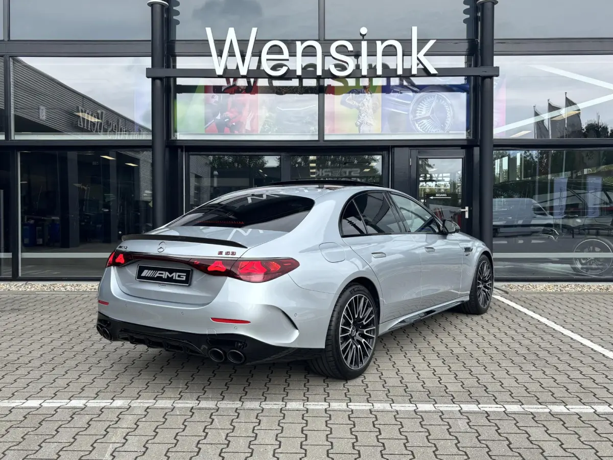 AMG 53 4MATIC+ Night Edition | Hyperscreen | Premium Plus | AMG DYNAMIC PLUS | carbon exterieur | Multicontourstoelen | Burmester® 4D | Head-up | Panoramaschuifdak |