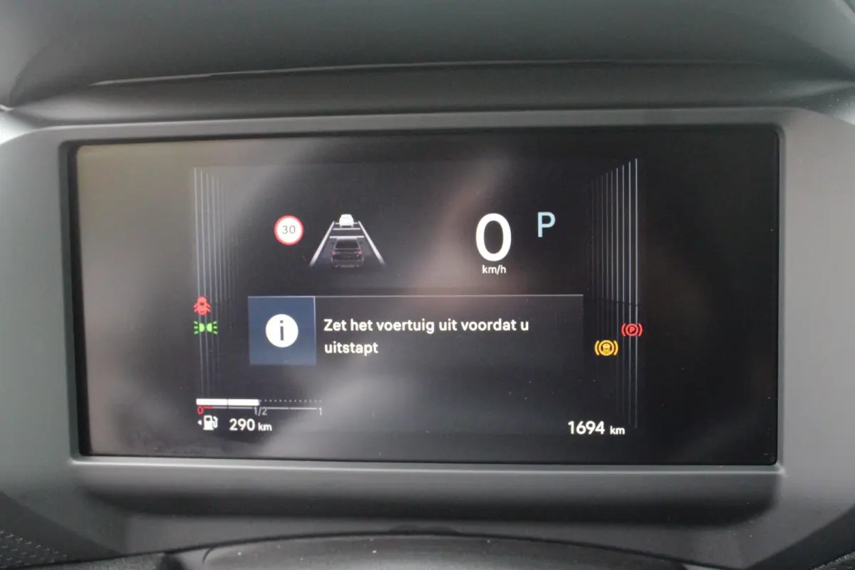 1.2 Hybrid 145PK AUTOMAAT MAX | PANORAMA SCHUIF/KANTEL DAK | PACK TECHNO: (DRAADLOZE TELEFOONLADER, CAMERA VOOR + ACHTER, DRIVE ASSIST 2, ADAPTIVE CRUISE CONTROL MET STOP & GO, MISTLAMPEN VO