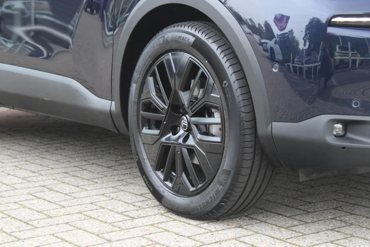 1.2 Hybrid 145PK AUTOMAAT MAX | PANORAMA SCHUIF/KANTEL DAK | PACK TECHNO: (DRAADLOZE TELEFOONLADER, CAMERA VOOR + ACHTER, DRIVE ASSIST 2, ADAPTIVE CRUISE CONTROL MET STOP & GO, MISTLAMPEN VO