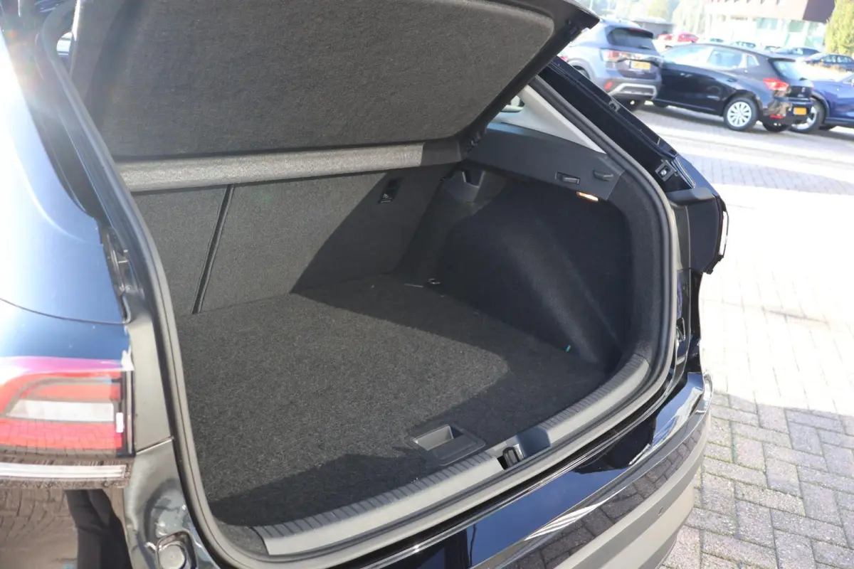 1.0 TSI 95pk Life Edition | Camera | PDC | ACC | Carplay | Navi | Keyless |