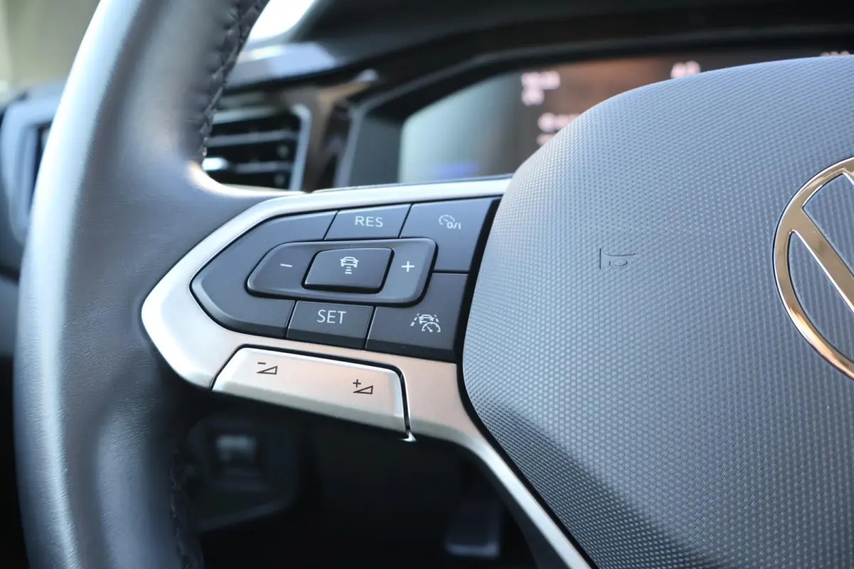 1.0 TSI 95pk Life Edition | Camera | PDC | ACC | Carplay | Navi | Keyless |