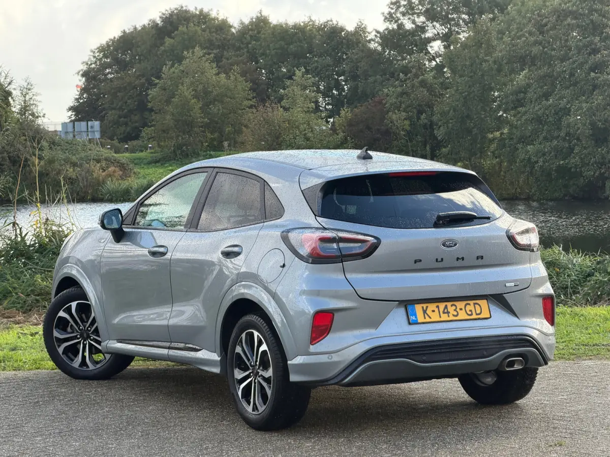 1.0 EcoBoost ST-Line - Solar Silver - Winterpakket/Virtual/Carplay - 1e eigenaar