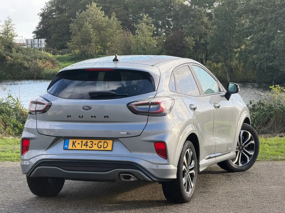 1.0 EcoBoost ST-Line - Solar Silver - Winterpakket/Virtual/Carplay - 1e eigenaar