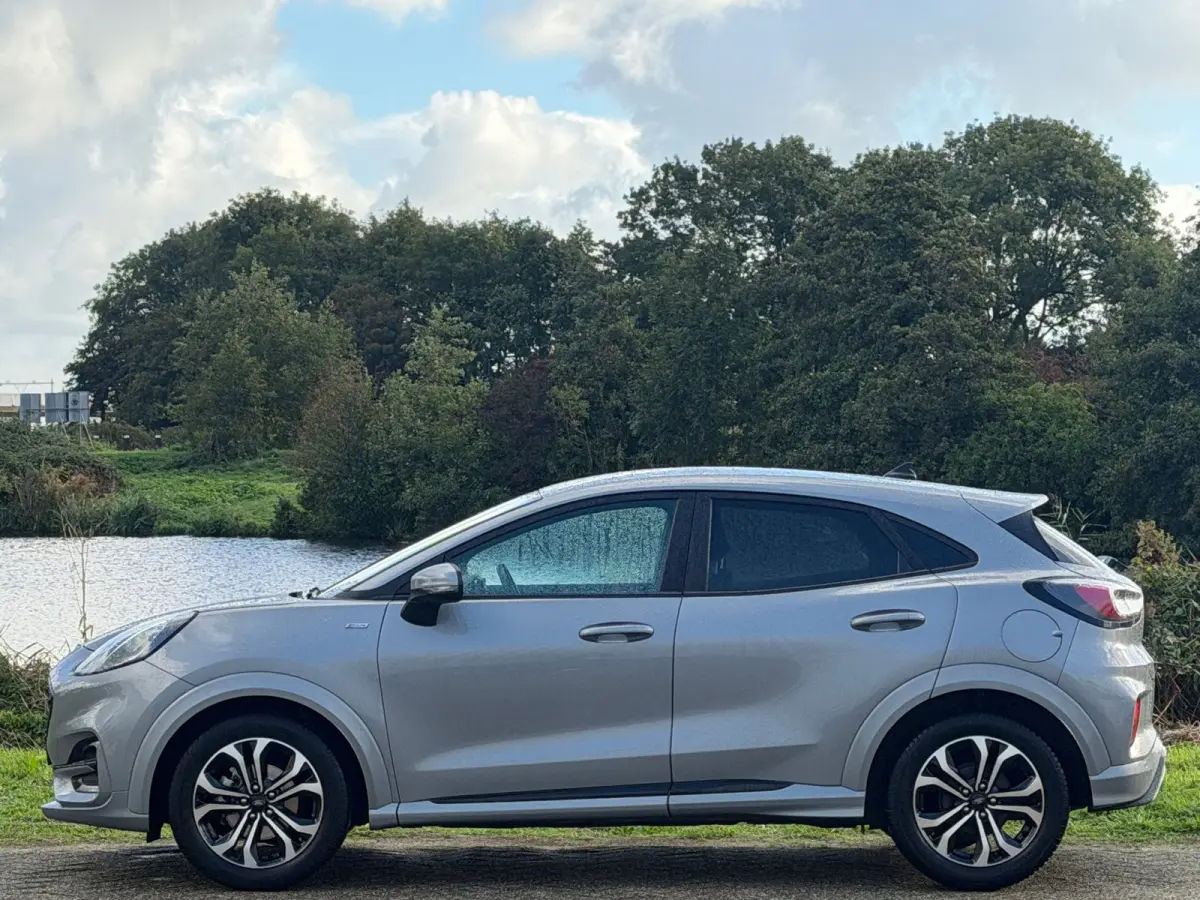 1.0 EcoBoost ST-Line - Solar Silver - Winterpakket/Virtual/Carplay - 1e eigenaar