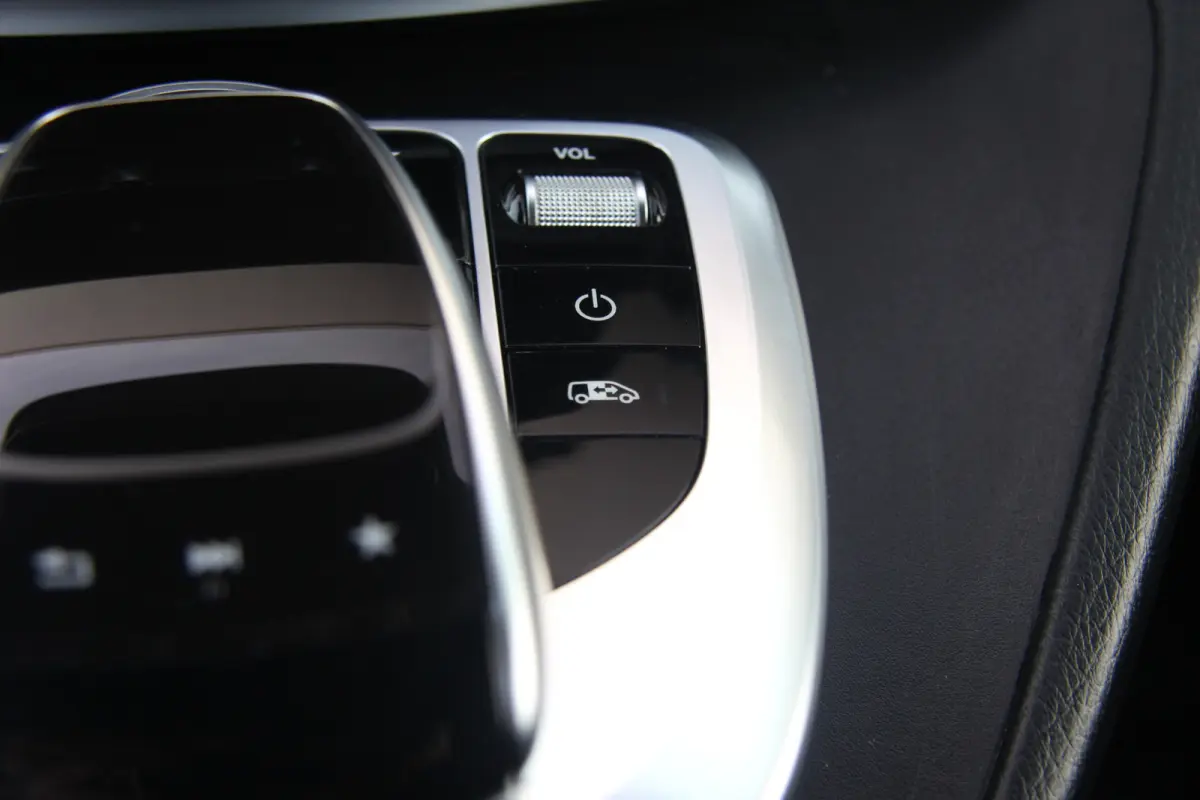 300d Lang DC Avantgarde Edition | Burmester | 360° Camera | Distronic | Leder | Trekhaak