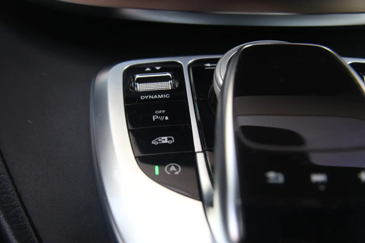 300d Lang DC Avantgarde Edition | Burmester | 360° Camera | Distronic | Leder | Trekhaak