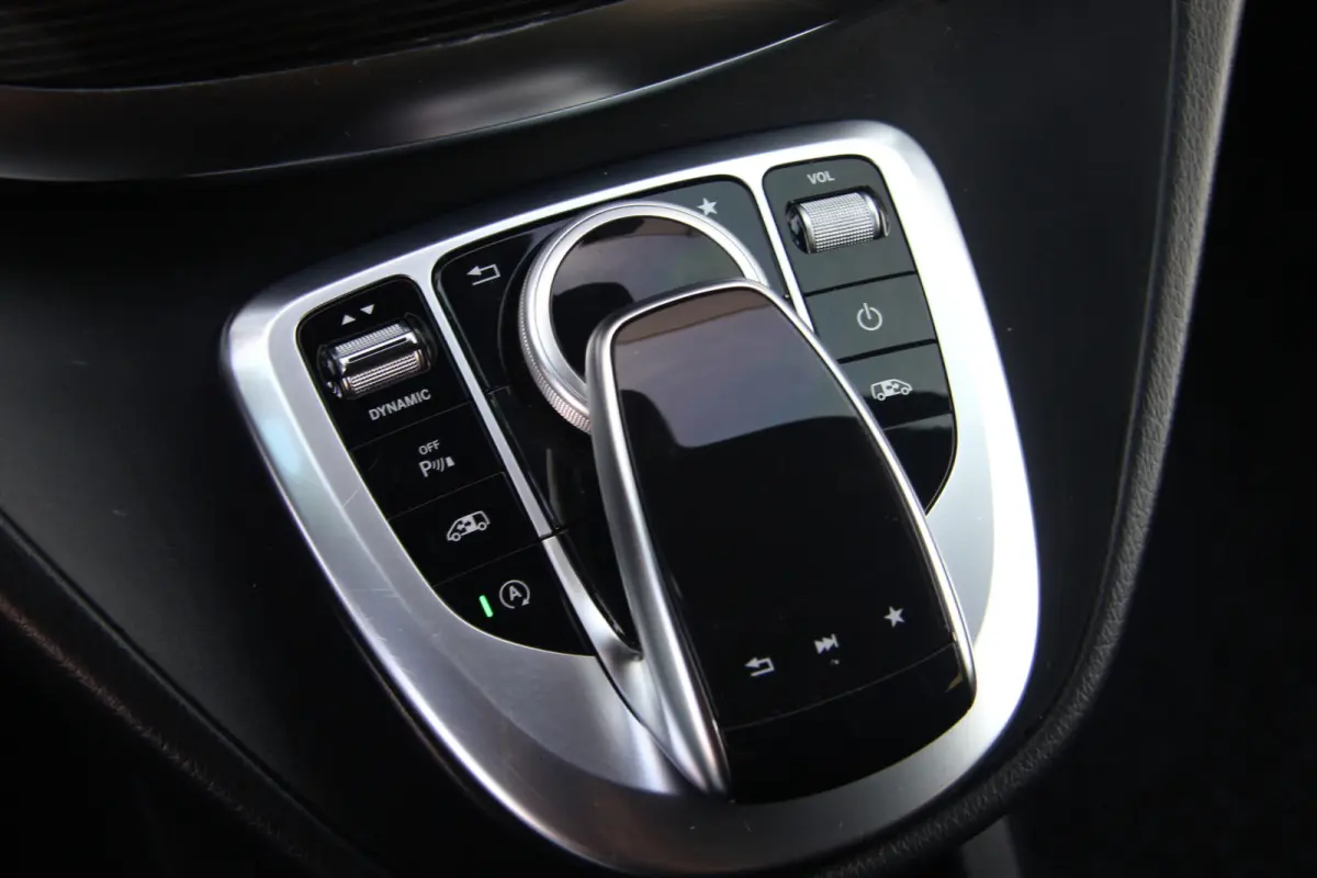 300d Lang DC Avantgarde Edition | Burmester | 360° Camera | Distronic | Leder | Trekhaak
