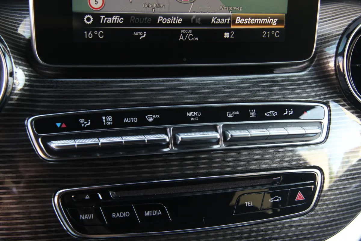 300d Lang DC Avantgarde Edition | Burmester | 360° Camera | Distronic | Leder | Trekhaak