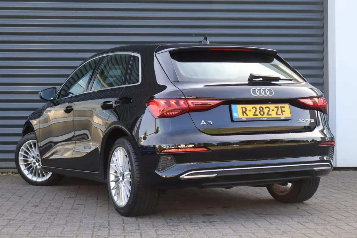 30 TFSI 110pk Advanced Edition | Cruise control | App-Connect | Parkeersensoren achter