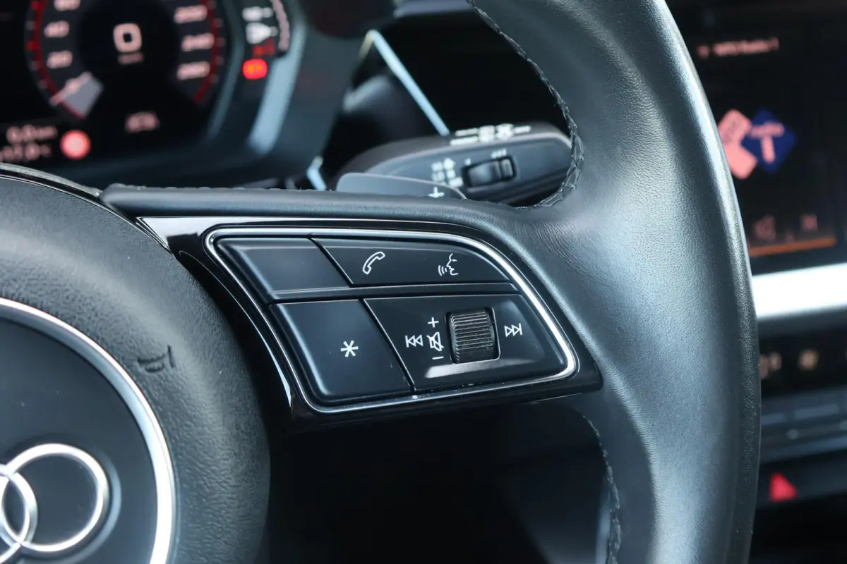 30 TFSI 110pk Advanced Edition | Cruise control | App-Connect | Parkeersensoren achter