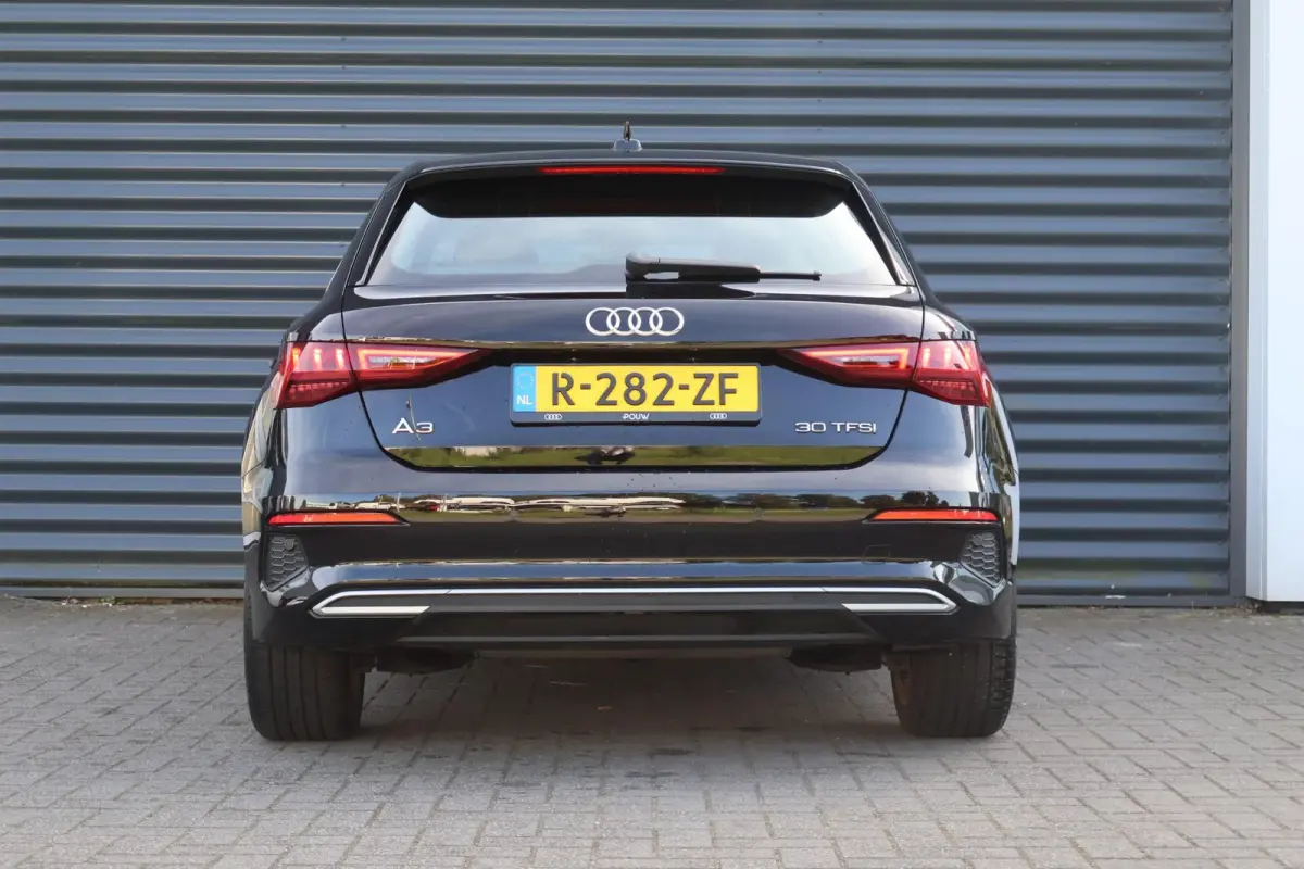 30 TFSI 110pk Advanced Edition | Cruise control | App-Connect | Parkeersensoren achter
