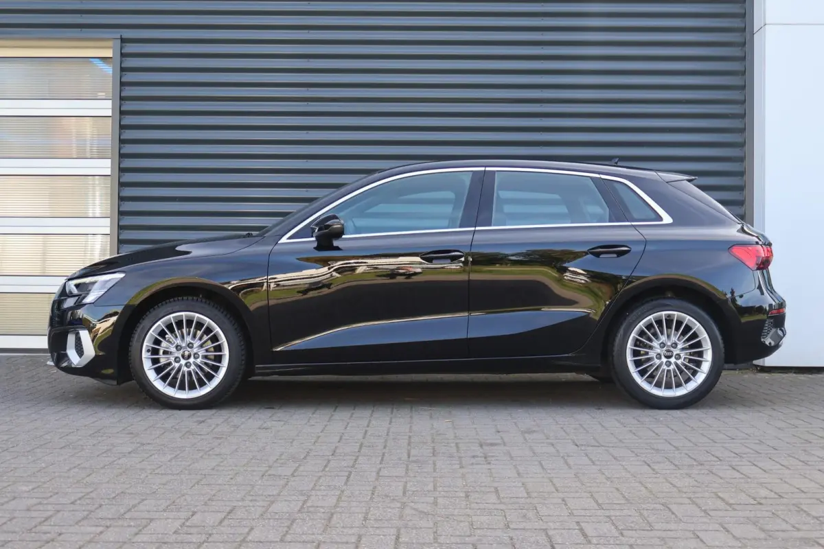 30 TFSI 110pk Advanced Edition | Cruise control | App-Connect | Parkeersensoren achter