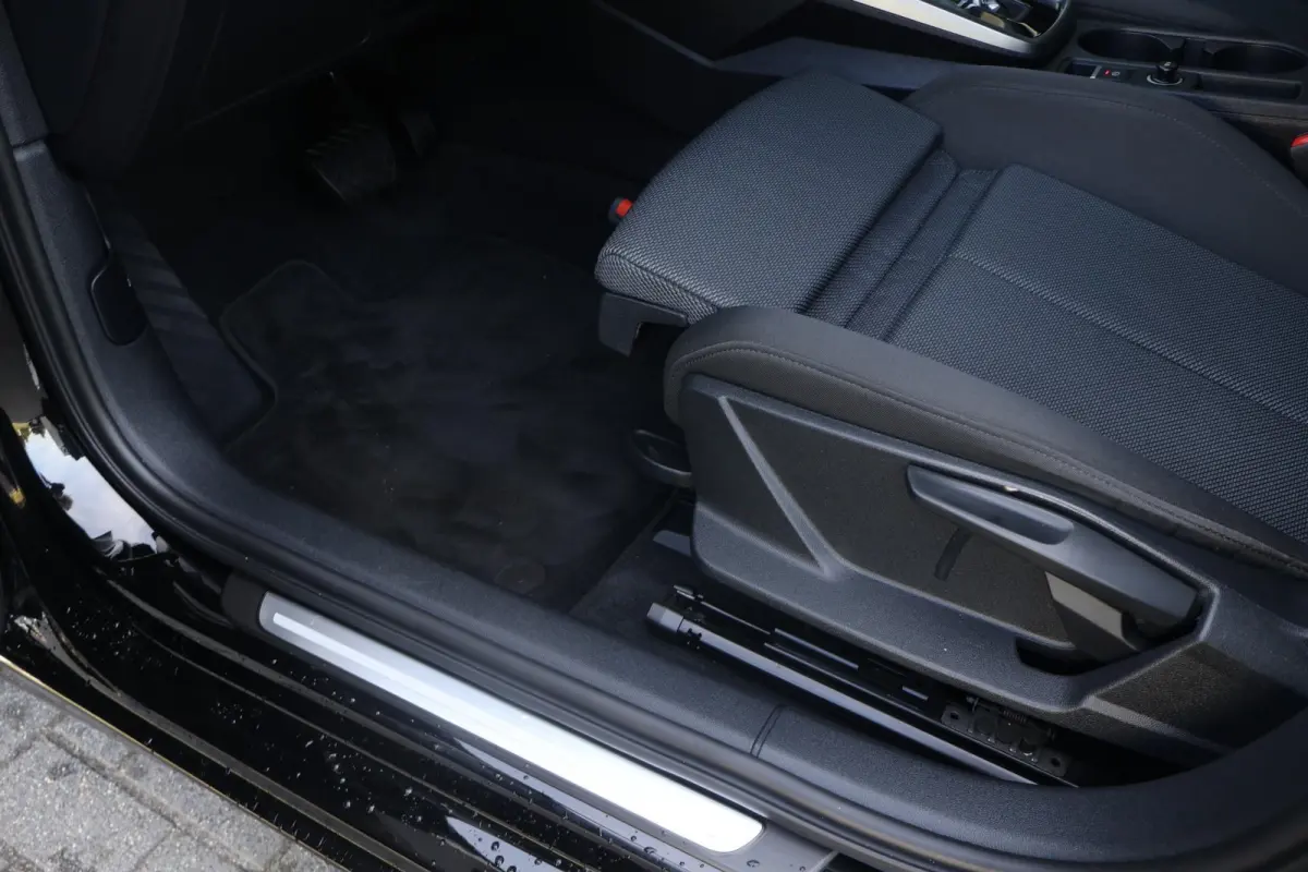 30 TFSI 110pk Advanced Edition | Cruise control | App-Connect | Parkeersensoren achter