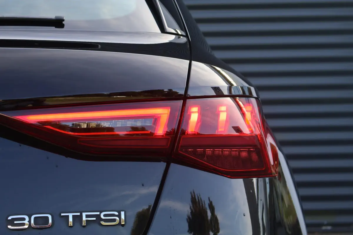 30 TFSI 110pk Advanced Edition | Cruise control | App-Connect | Parkeersensoren achter