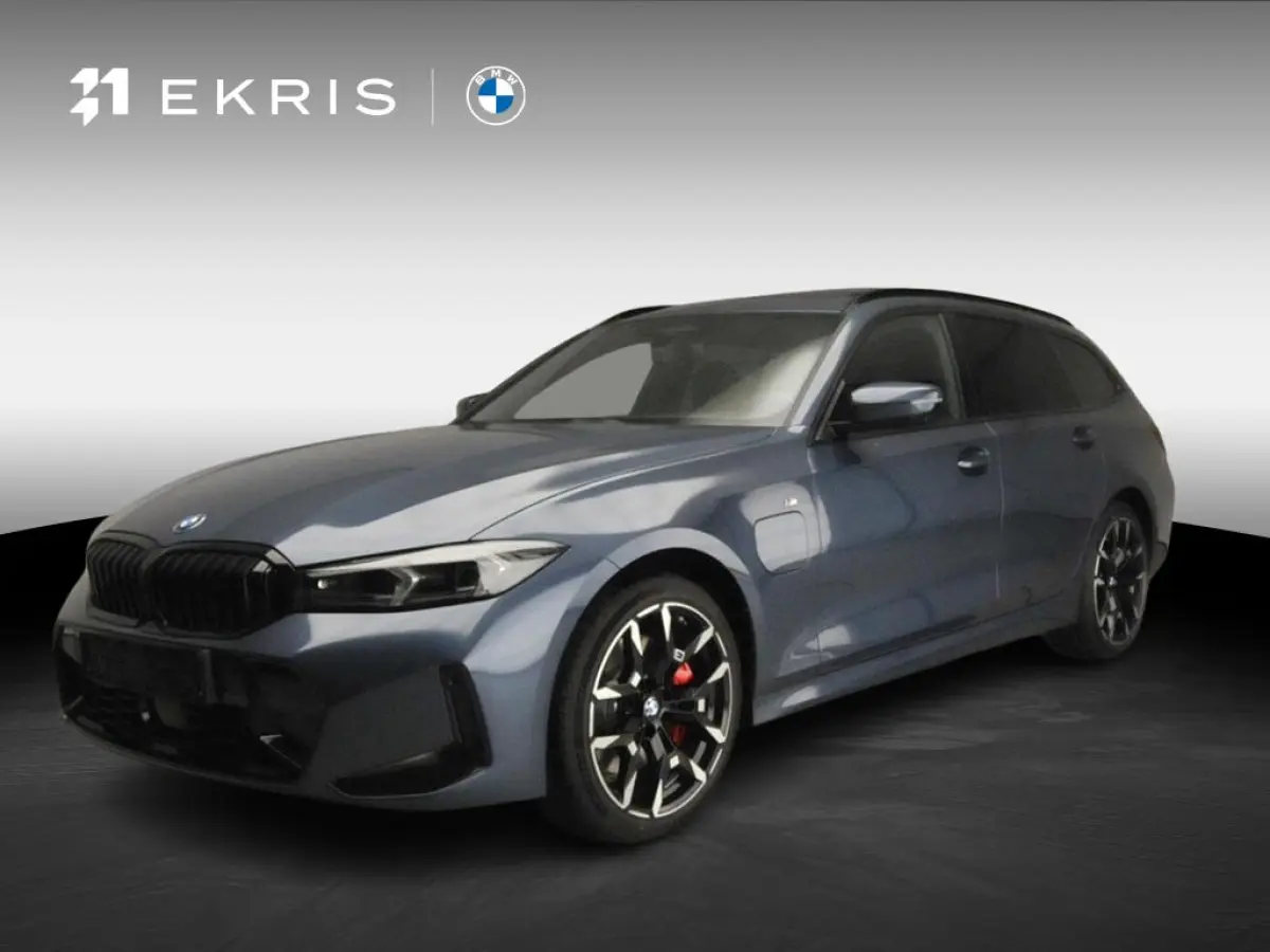 330e | M Sportpakket Pro | Innovation Pack | Comfort Pack | Panoramadak | Harman Kardon | Trekhaak | Driving Assistant Profesional |