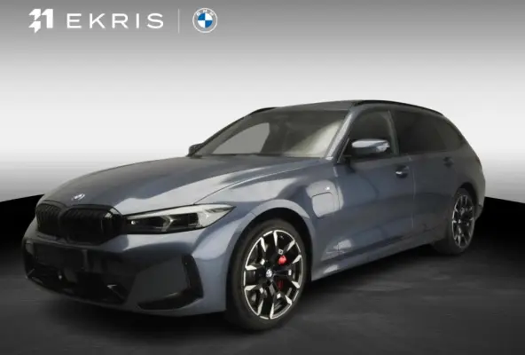330e | M Sportpakket Pro | Innovation Pack | Comfort Pack | Panoramadak | Harman Kardon | Trekhaak | Driving Assistant Profesional |