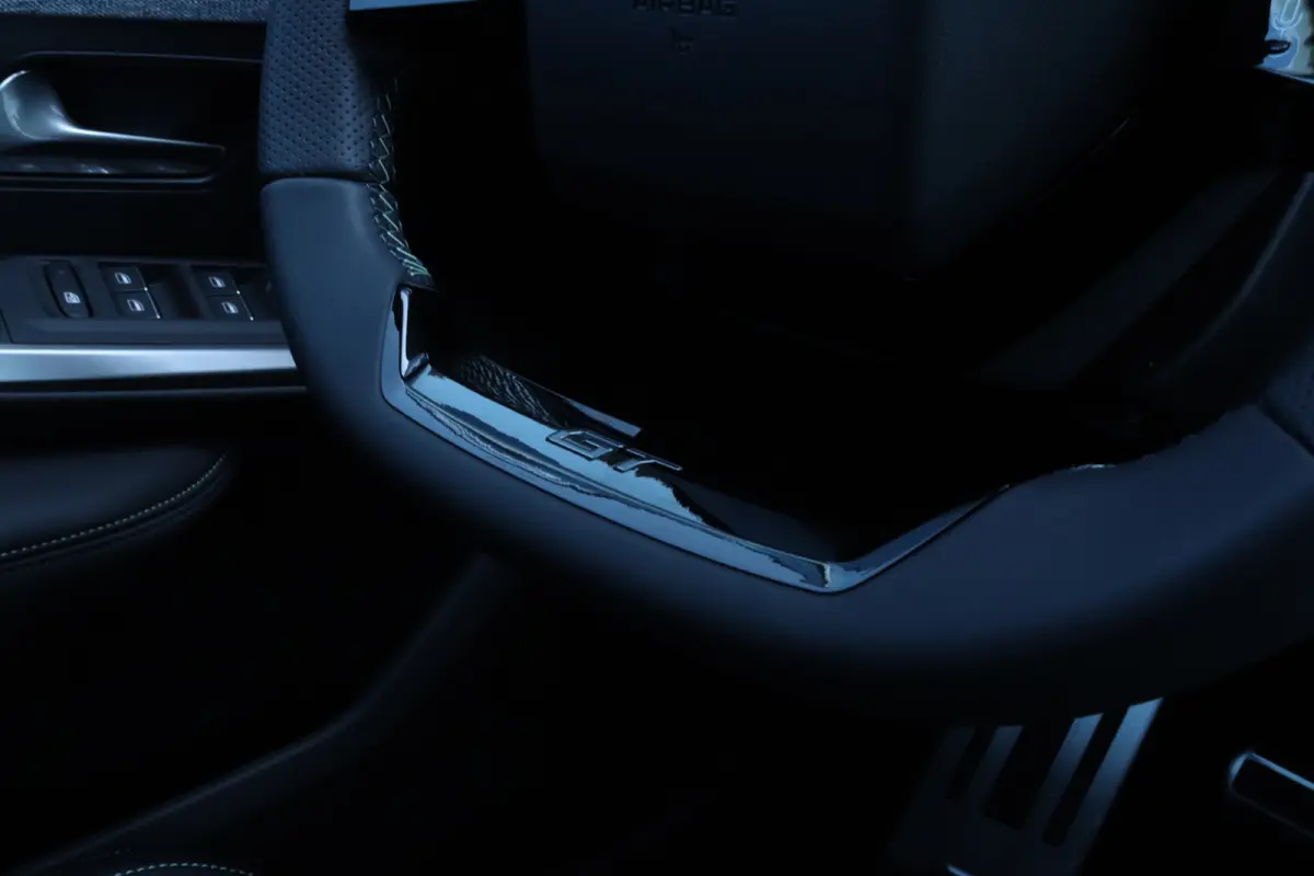 GT | Adaptieve cruise control met Stop&Go functie | LED 3D-achterlichten | Pack Safety Plus