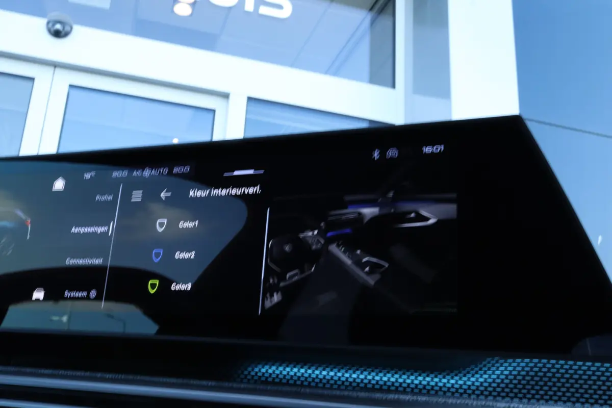 GT | Adaptieve cruise control met Stop&Go functie | LED 3D-achterlichten | Pack Safety Plus