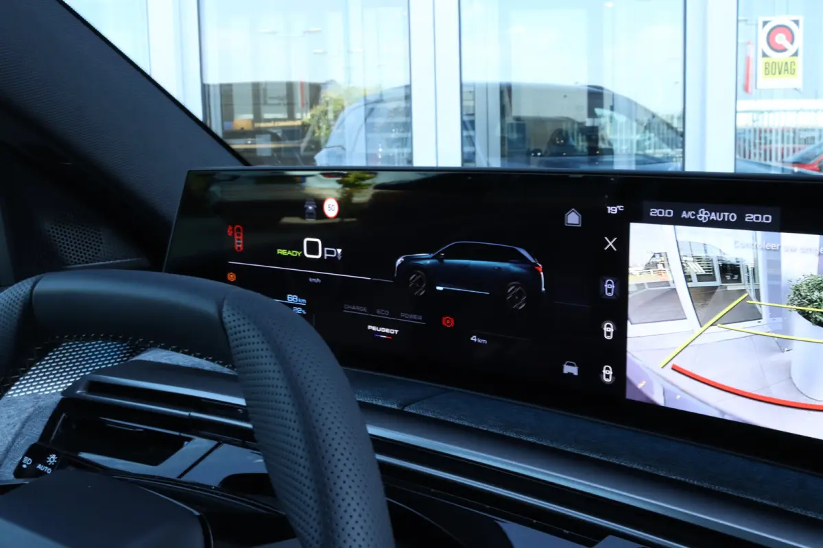 GT | Adaptieve cruise control met Stop&Go functie | LED 3D-achterlichten | Pack Safety Plus