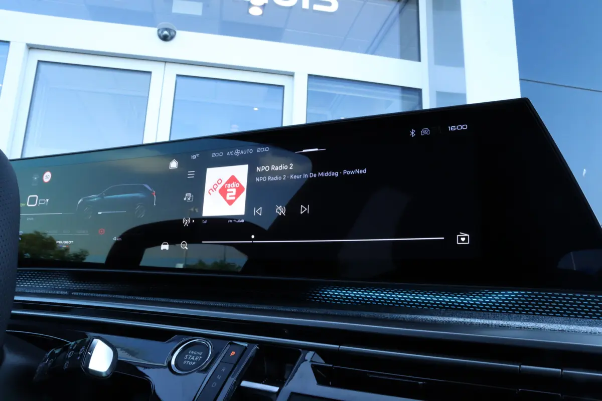 GT | Adaptieve cruise control met Stop&Go functie | LED 3D-achterlichten | Pack Safety Plus