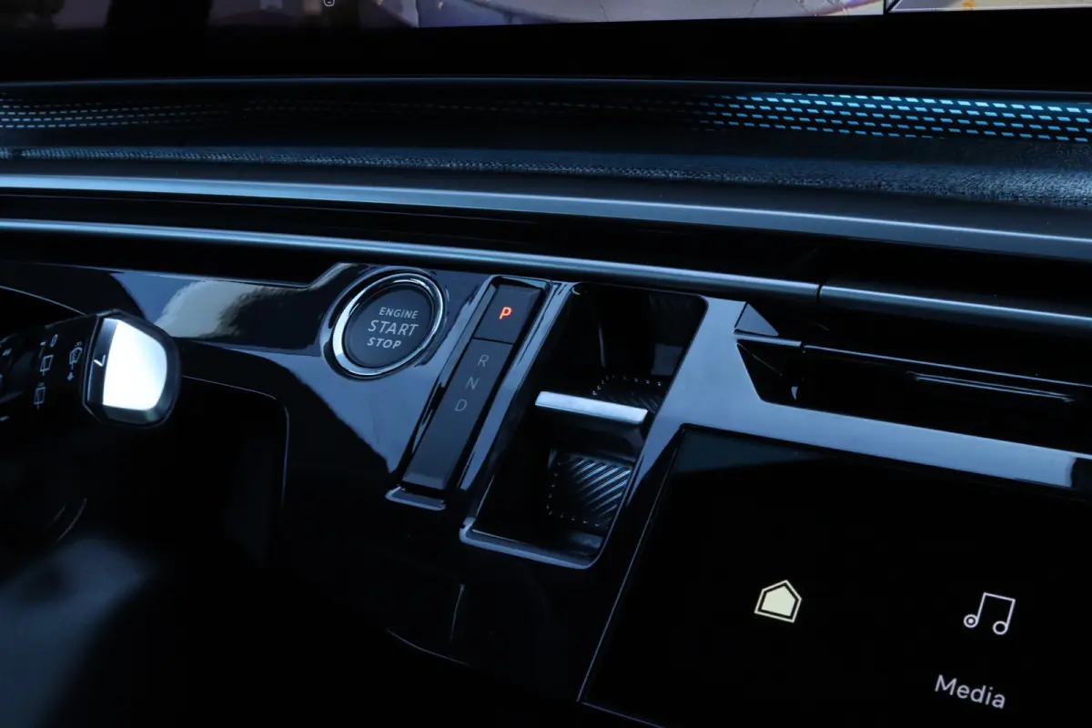 GT | Adaptieve cruise control met Stop&Go functie | LED 3D-achterlichten | Pack Safety Plus