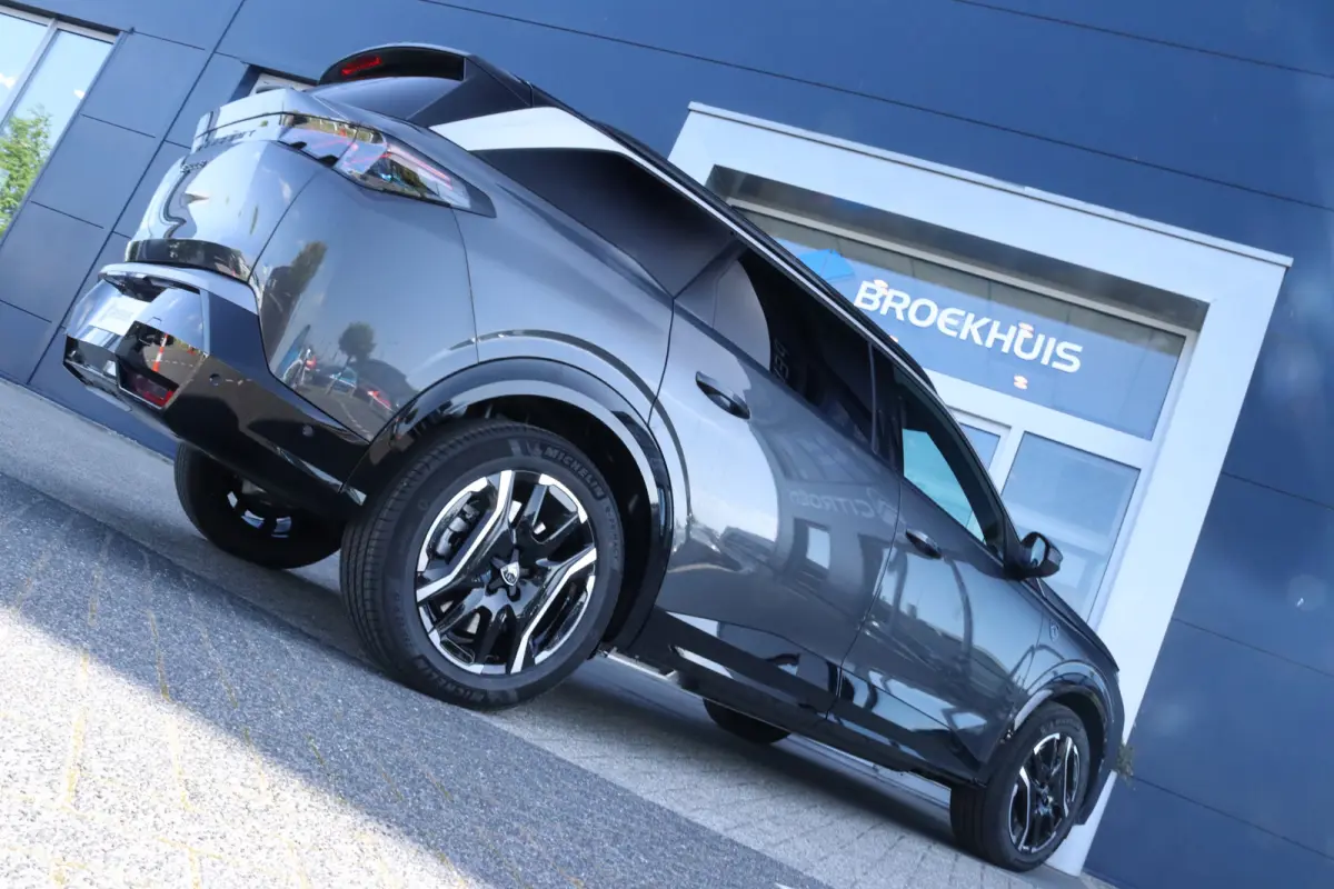 GT | Adaptieve cruise control met Stop&Go functie | LED 3D-achterlichten | Pack Safety Plus