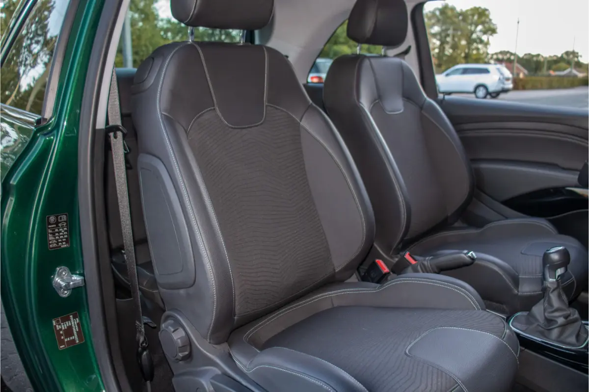 1.4 Jam, 2e eigenaar, Carplay, Stoel & Stuurverwarming, PDC, Half leder, Cruise control, Airco.