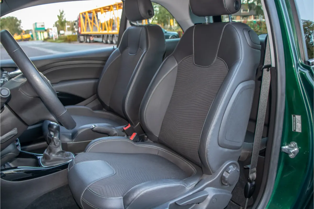 1.4 Jam, 2e eigenaar, Carplay, Stoel & Stuurverwarming, PDC, Half leder, Cruise control, Airco.