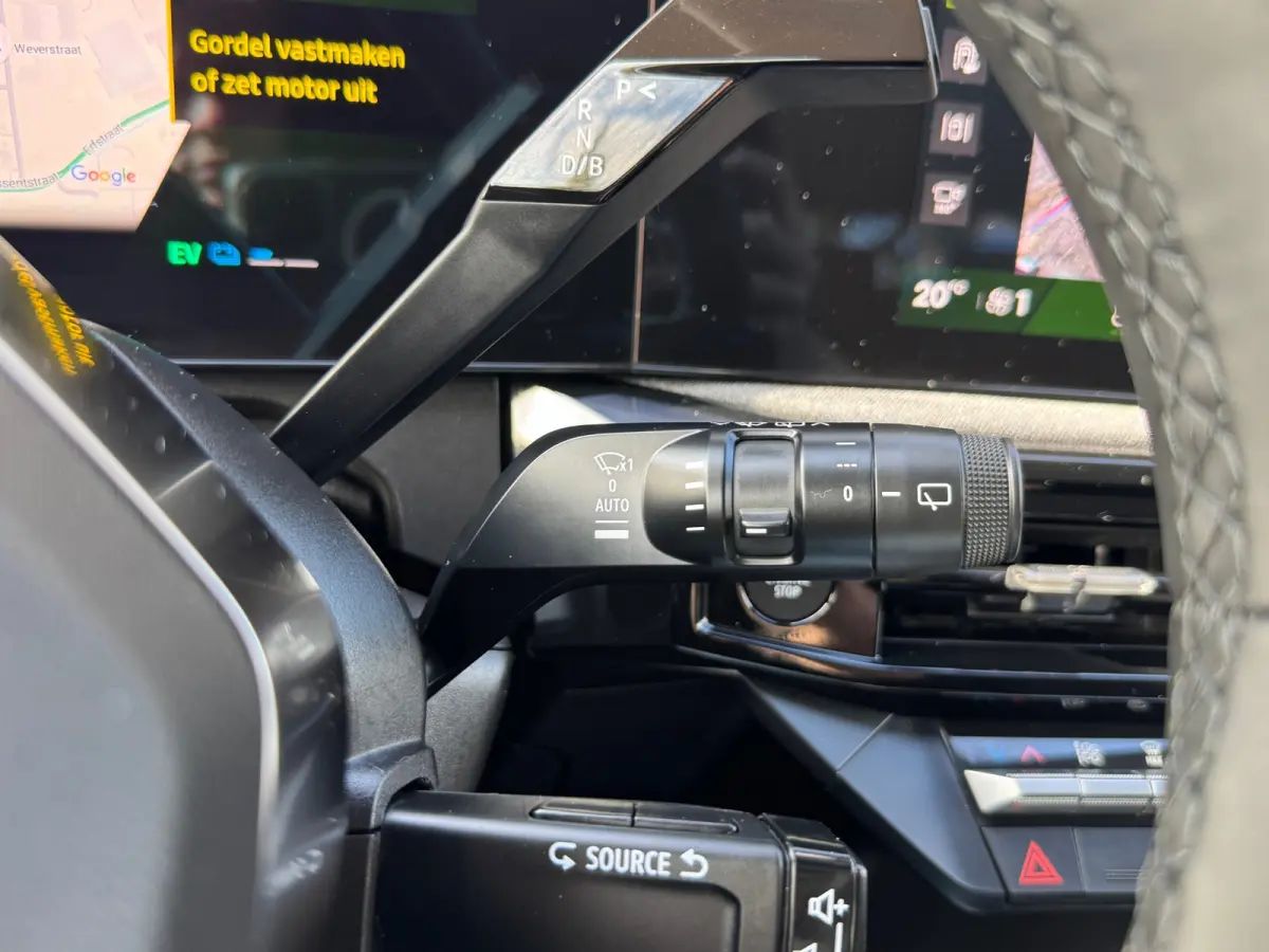 1.8 Full-Hybrid 160 techno,Navigatie,Safety pakket,Adap.Cruise,360Camera,4Season banden