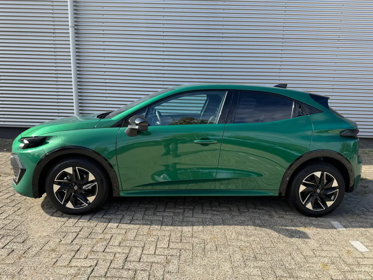 1.8 Full-Hybrid 160 techno,Navigatie,Safety pakket,Adap.Cruise,360Camera,4Season banden