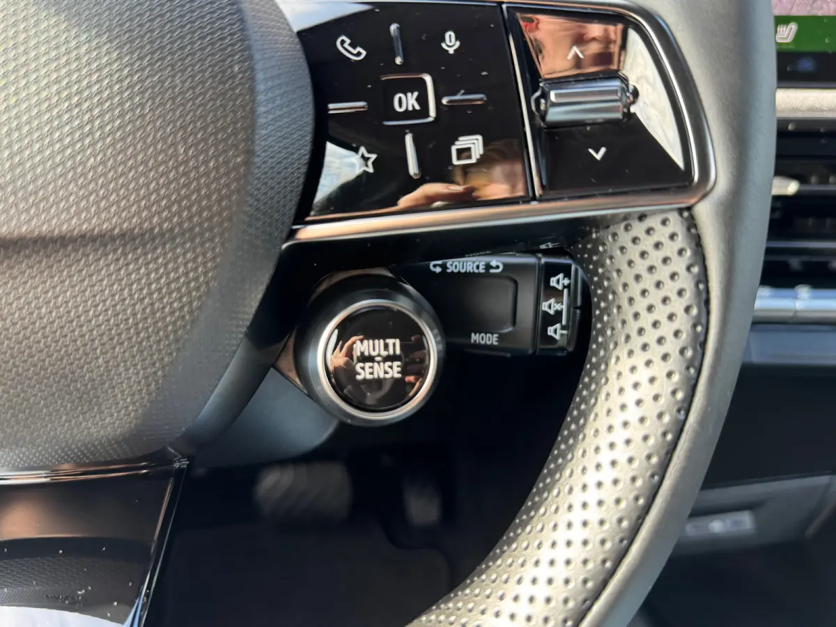 1.8 Full-Hybrid 160 techno,Navigatie,Safety pakket,Adap.Cruise,360Camera,4Season banden