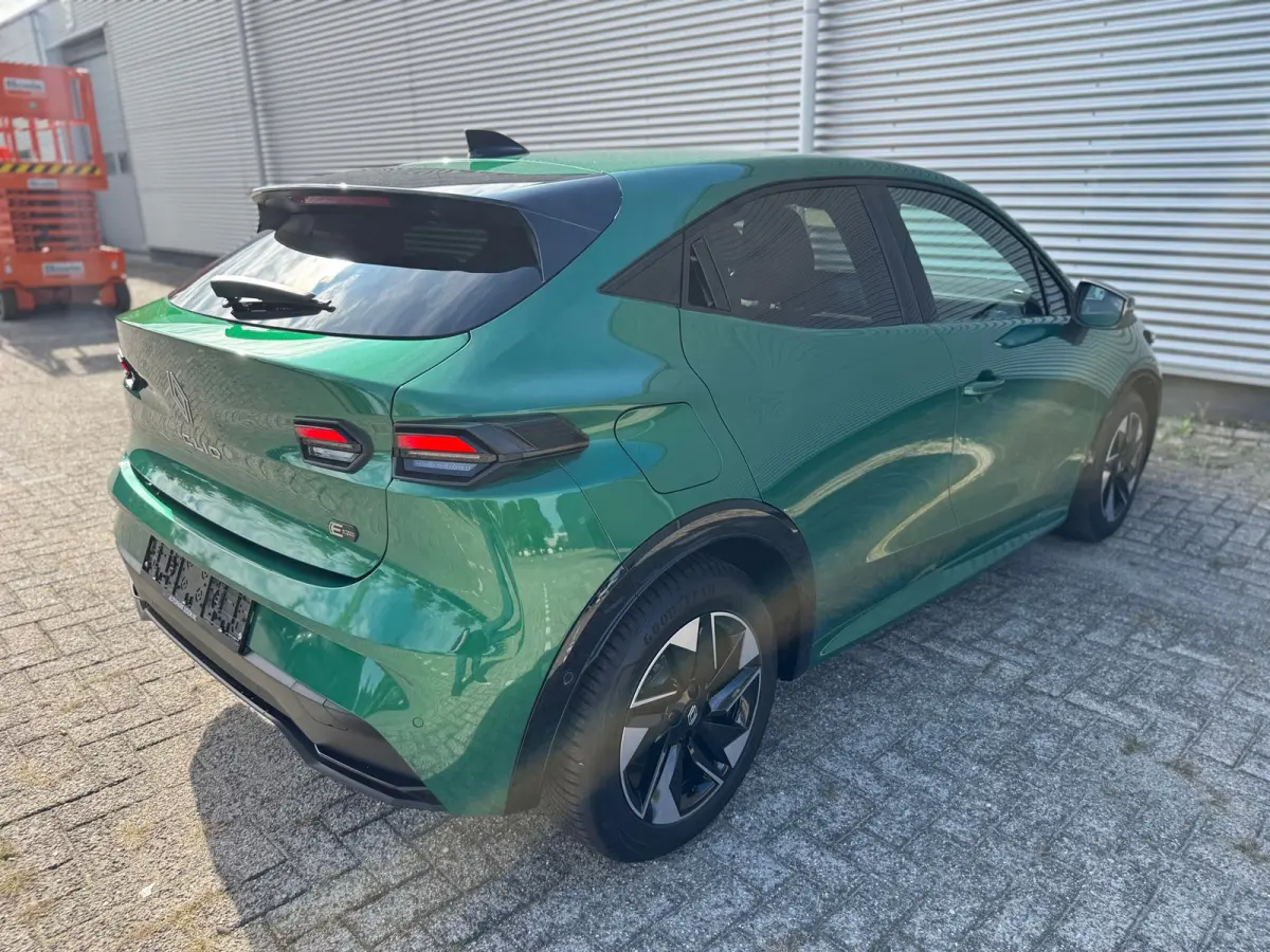 1.8 Full-Hybrid 160 techno,Navigatie,Safety pakket,Adap.Cruise,360Camera,4Season banden
