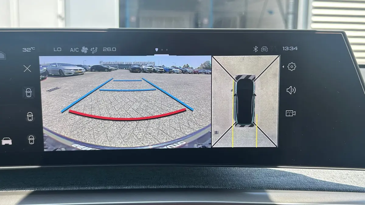 GT Exclusive | Elektrische parkeerrem | Extra getinte achterste zijruiten en achterruit