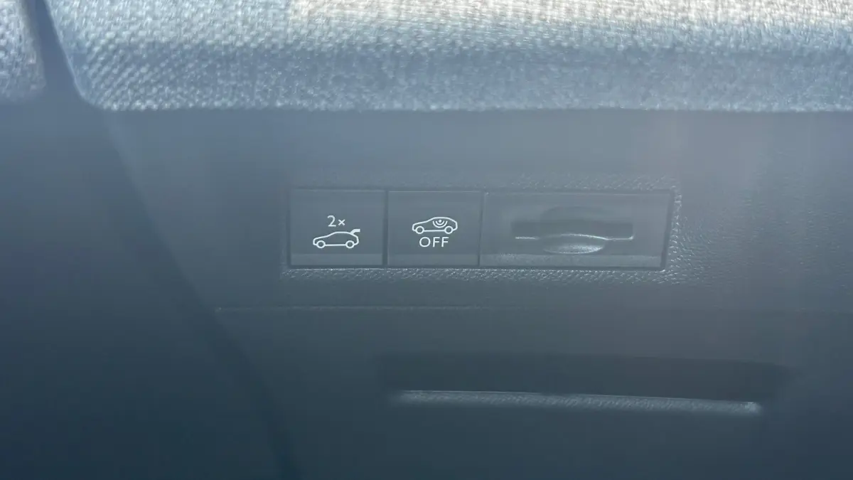 GT Exclusive | Elektrische parkeerrem | Extra getinte achterste zijruiten en achterruit