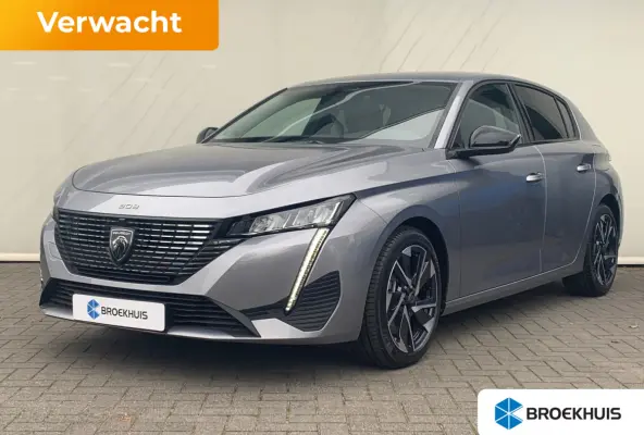 Allure | 17" lichtmetalen velgen 'HALONG' | Achteruitrijcamera 180° (Visiopark 1) | Autonomous Emergency Braking d.m.v. radar i.p.v. camera