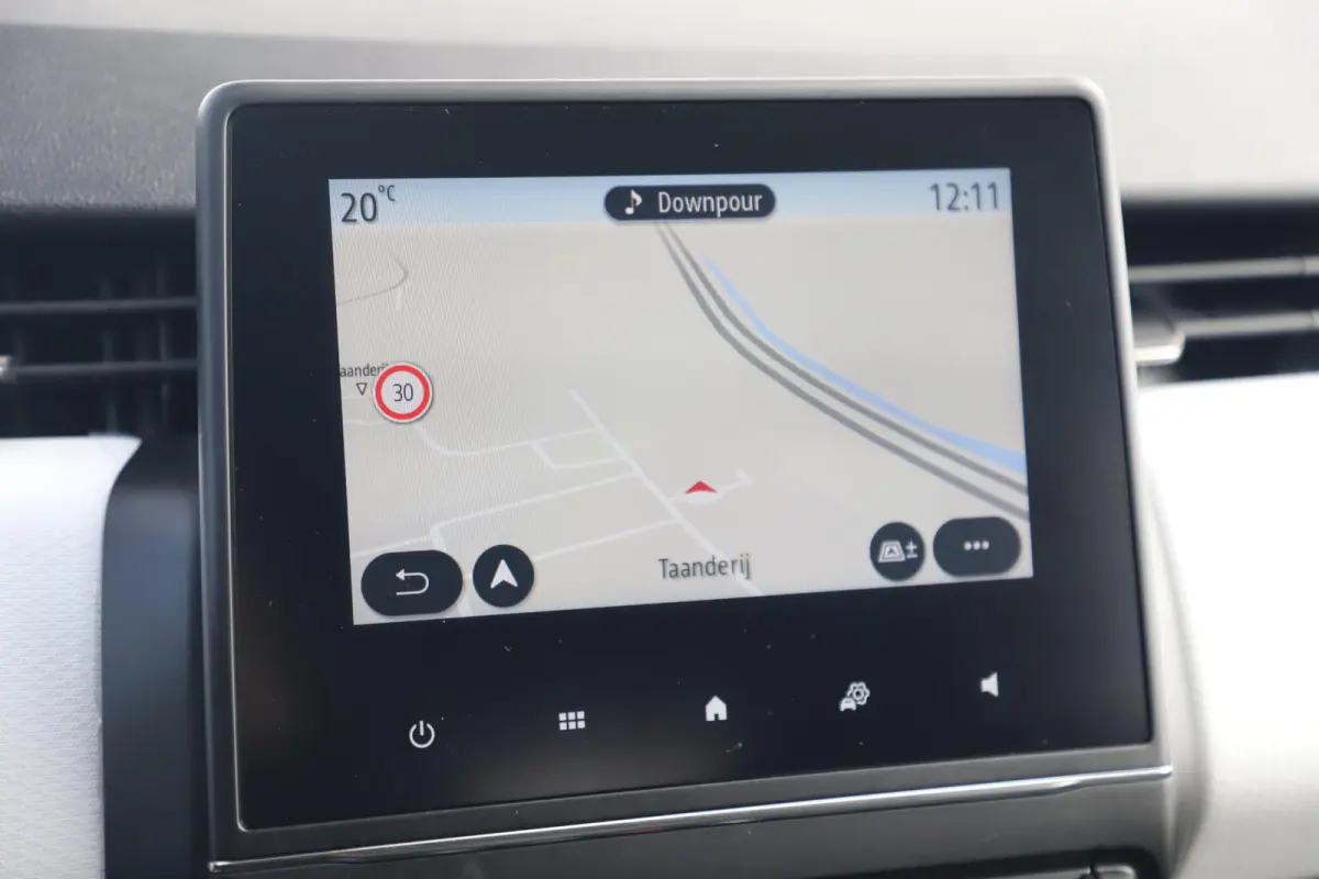 1.0 TCe 90 Evolution Navigatie Achteruitrijcamera LMV Carplay Android Airco Cruise Control Parkeersensor LED