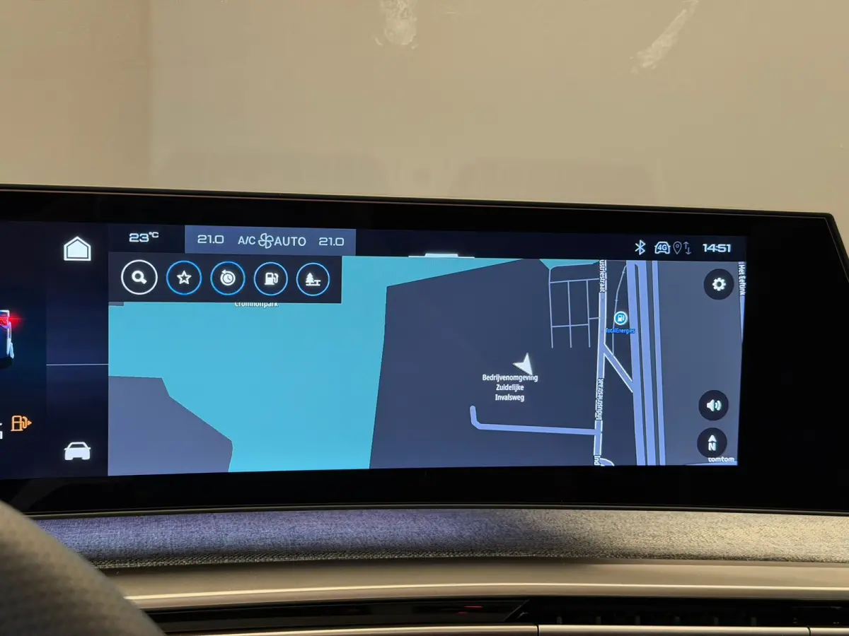 GT | Advanced Active Safety Brake met camera en radar (Pack Safety Plus) | Climate Control | Elektrische parkeerrem