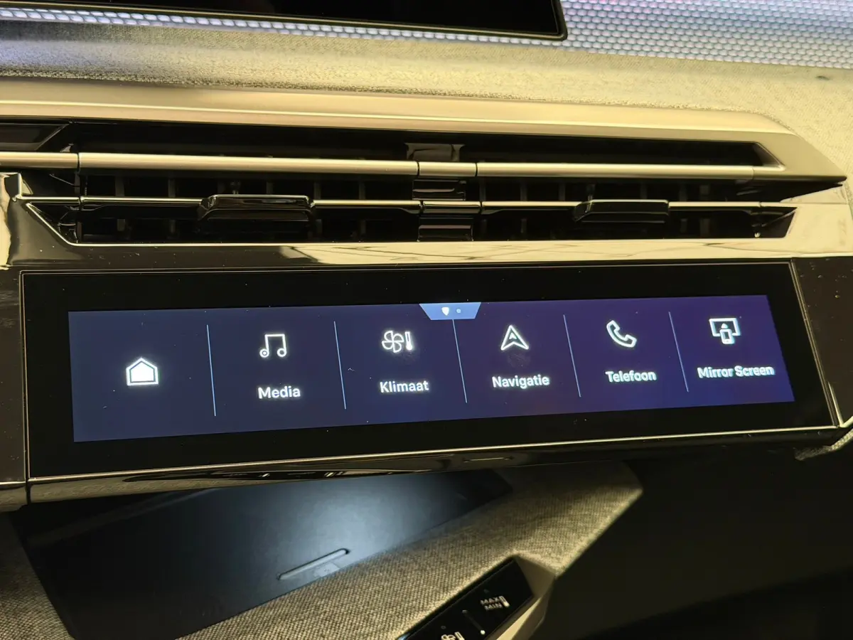 GT | Advanced Active Safety Brake met camera en radar (Pack Safety Plus) | Climate Control | Elektrische parkeerrem