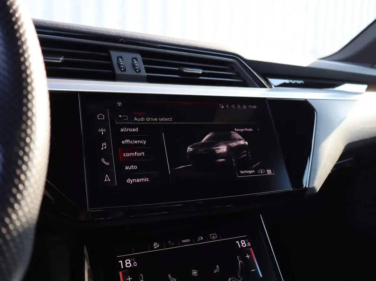 55 quattro 409pk S Edition 95 kWh | SoH 94% | ACC | Luchtvering | Voorstoelen Verwarmd | Achteruitrijcamera