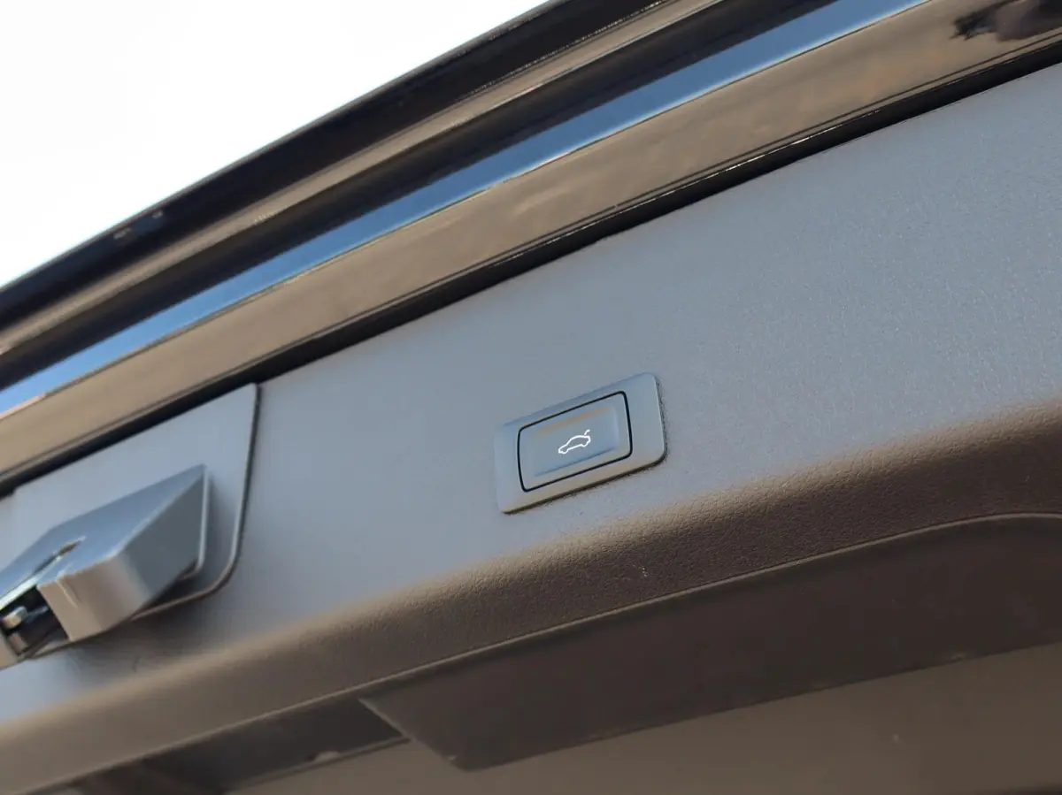 55 quattro 409pk S Edition 95 kWh | SoH 94% | ACC | Luchtvering | Voorstoelen Verwarmd | Achteruitrijcamera