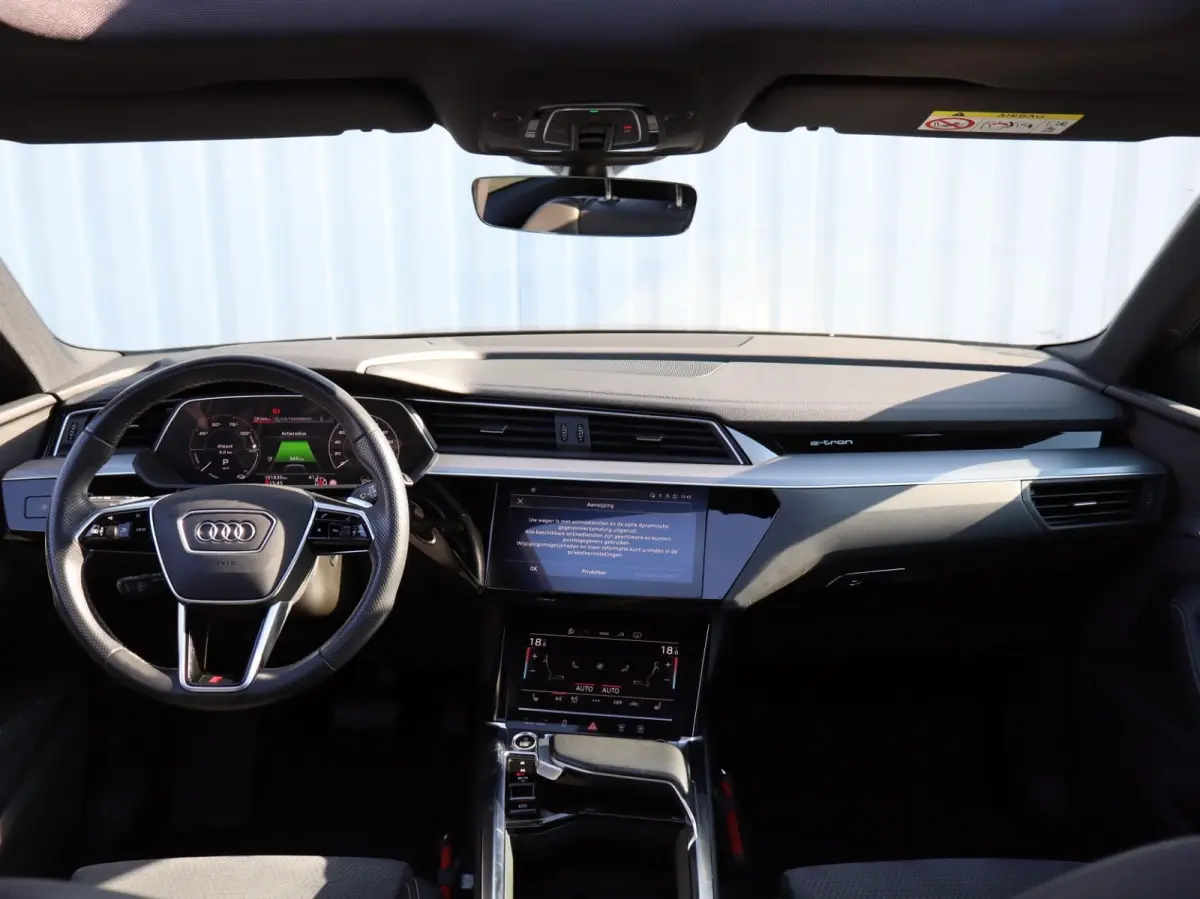 55 quattro 409pk S Edition 95 kWh | SoH 94% | ACC | Luchtvering | Voorstoelen Verwarmd | Achteruitrijcamera