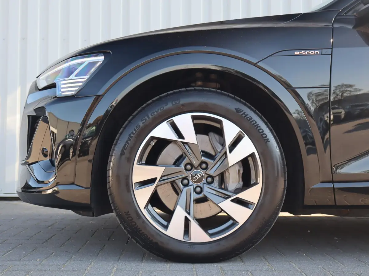55 quattro 409pk S Edition 95 kWh | SoH 94% | ACC | Luchtvering | Voorstoelen Verwarmd | Achteruitrijcamera