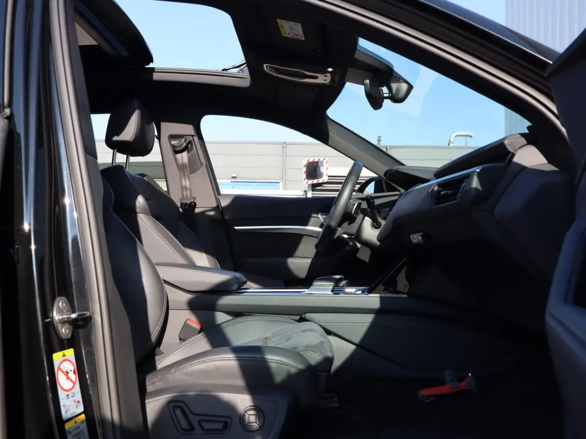 55 quattro 409pk S Edition 95 kWh | SoH 94% | ACC | Luchtvering | Voorstoelen Verwarmd | Achteruitrijcamera
