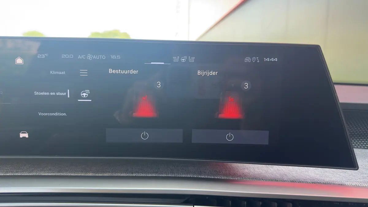 GT | Elektrische parkeerrem | Extra getinte achterste zijruiten en achterruit
