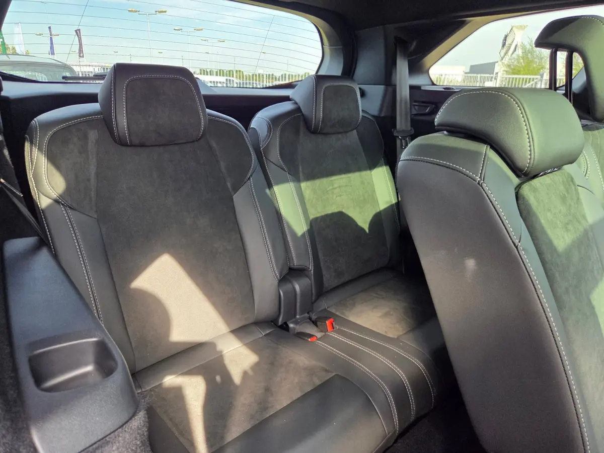 GT | Adaptieve cruise control met Stop&Go functie | LED 3D-achterlichten | Pack Safety Plus