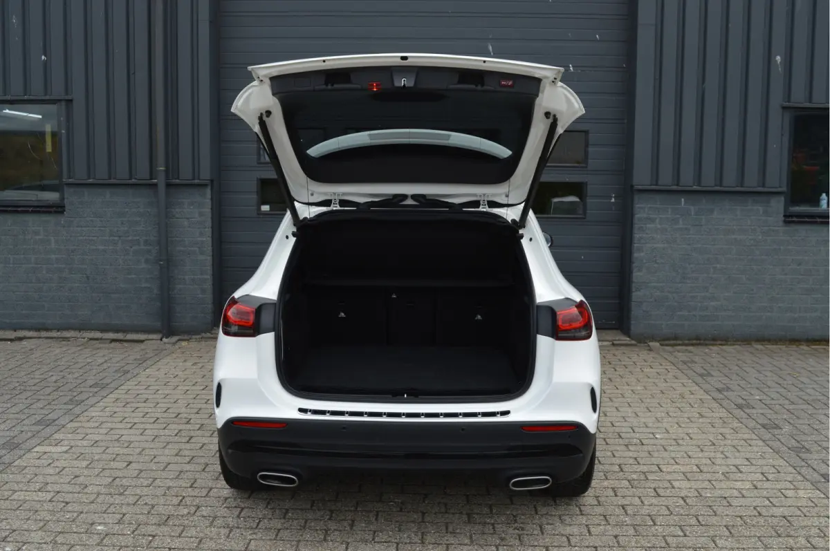 200 Business Solution AMG | CAMERA | SFEERVERLICHTING | CARPLAY |